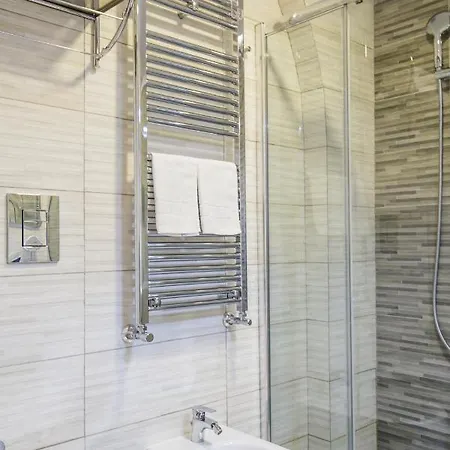 Bed & Breakfast Parthenope Vomero Vanvitelli A 2 Min Spagno Via Toledo 4*
