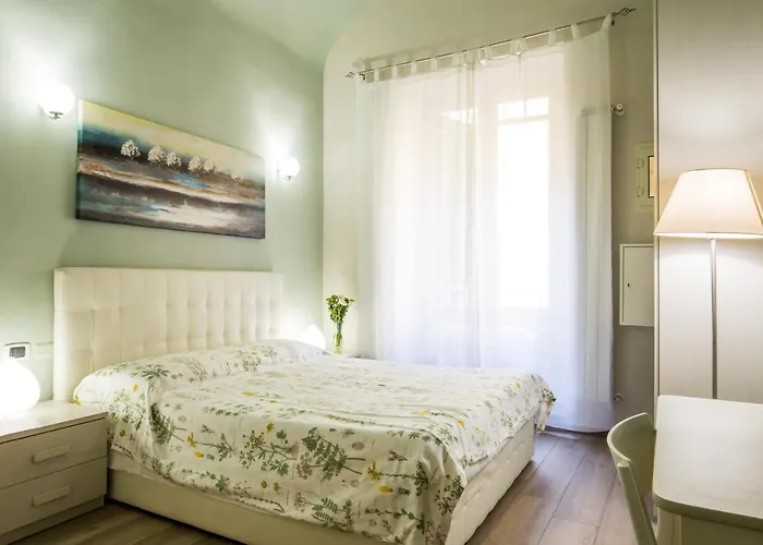 Parthenope Vomero Vanvitelli A 2 Min Spagno Via Toledo B&B