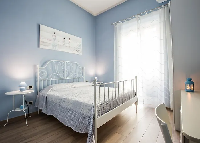 B&B Parthenope Vomero Vanvitelli A 2 Min Spagno Via Toledo 4*